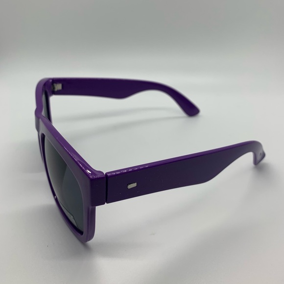 Artwear Sunglasses - Picture 4 of 4